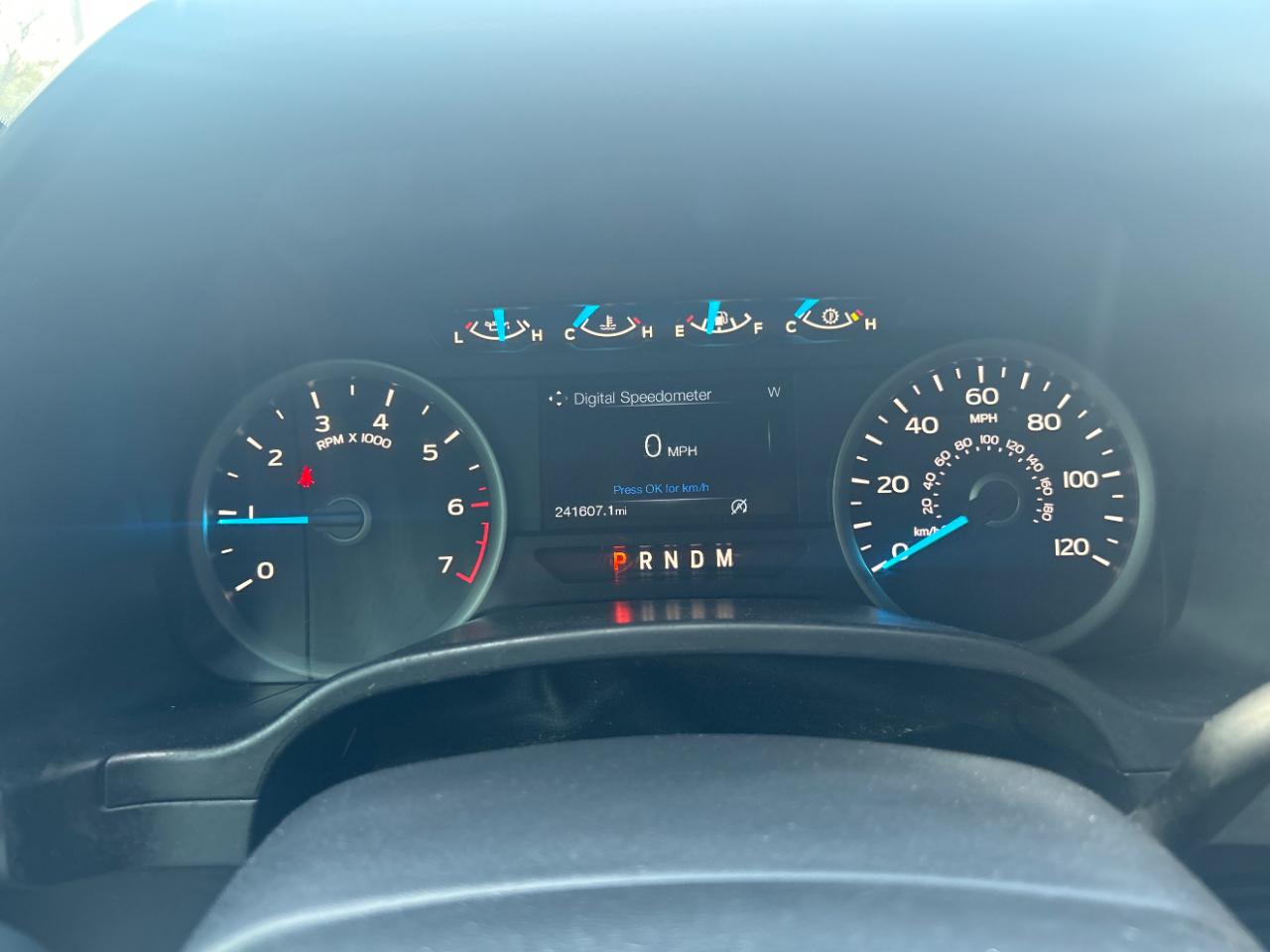 Ford F-150 XL 4WD SuperCrew 5.5' Box 2017