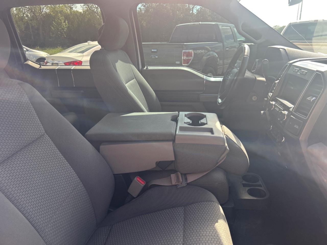 Ford F-150 XL 4WD SuperCrew 5.5' Box 2017