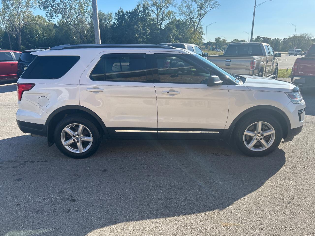 Ford Explorer XLT FWD 2019