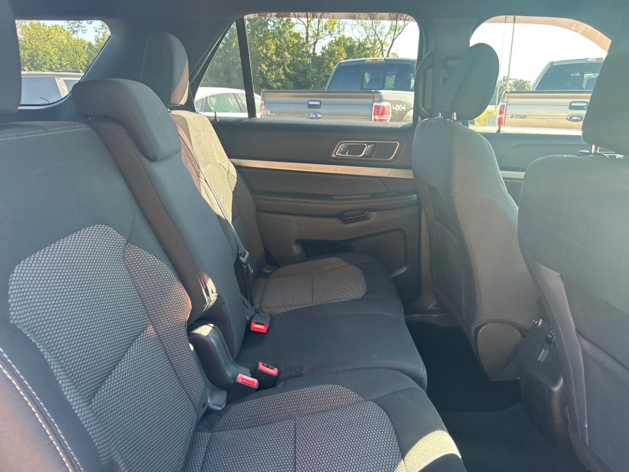 Ford Explorer XLT FWD 2019