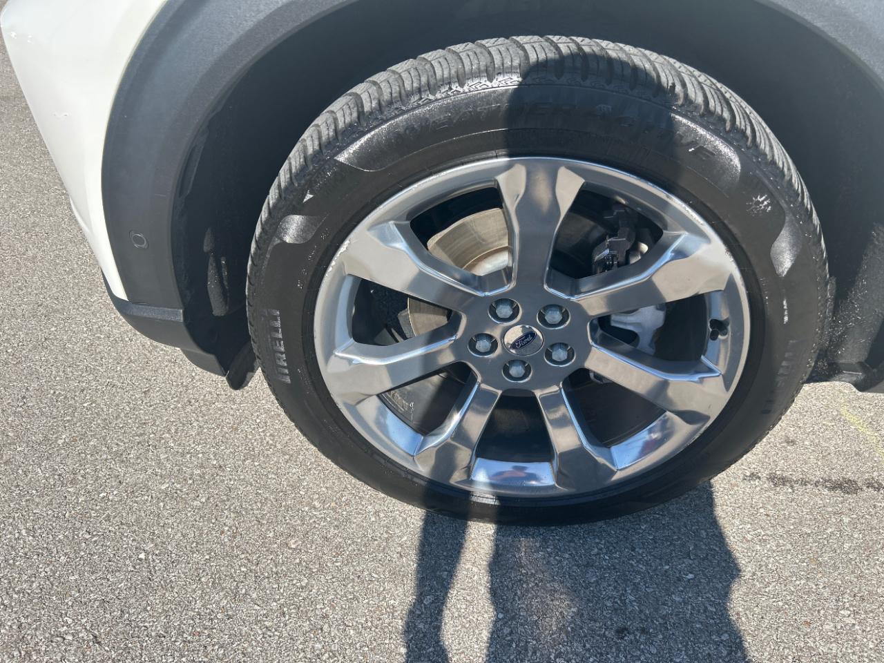 Ford Explorer Platinum 4WD 2020