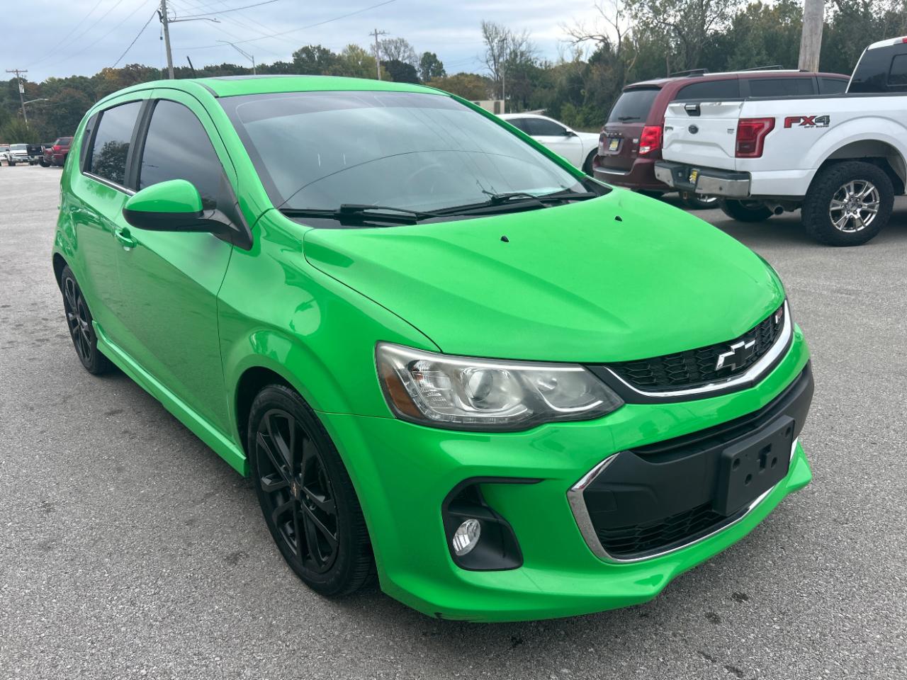 Chevrolet Sonic 5dr HB Auto LT w/1SD 2017