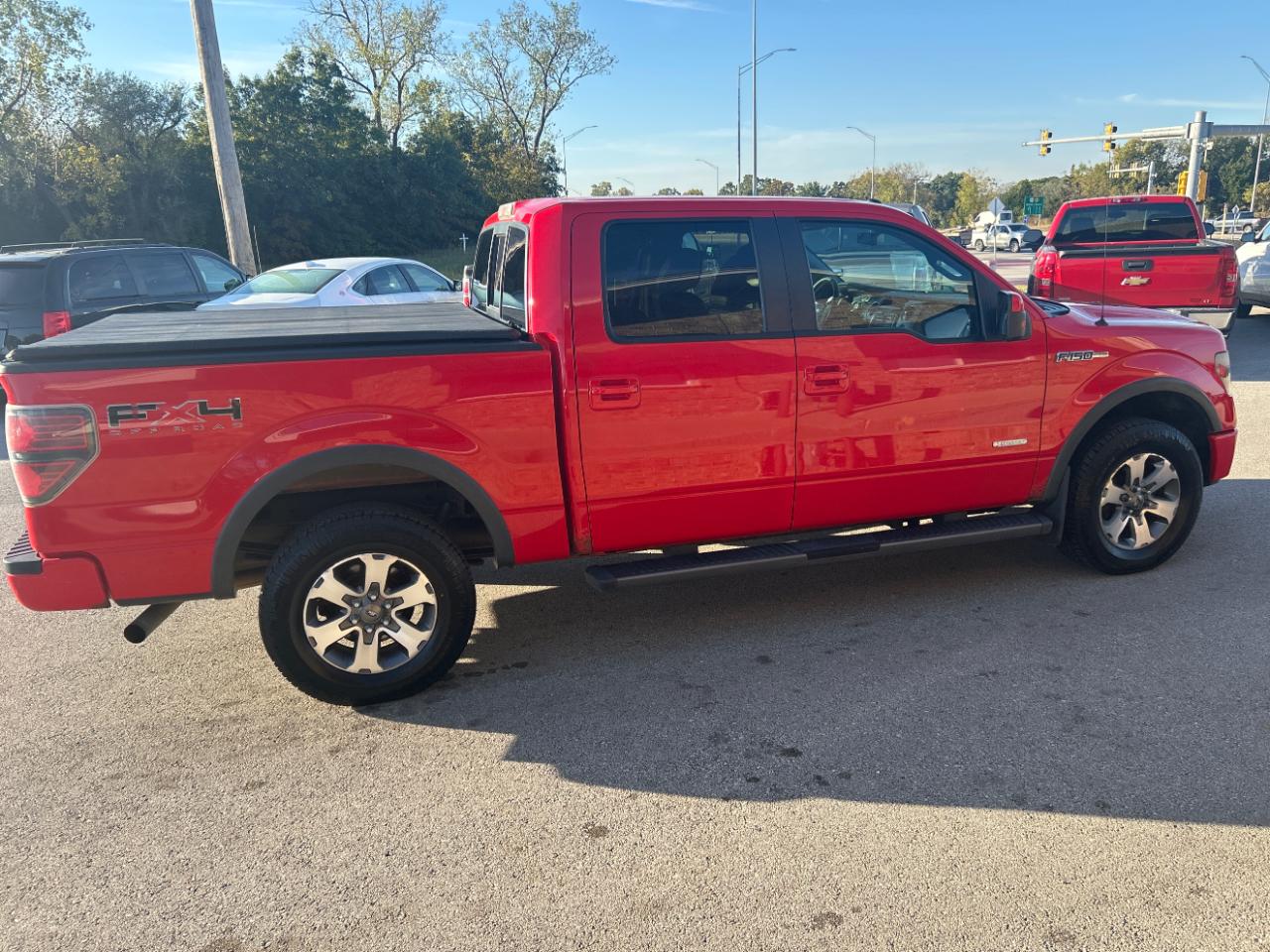 Ford F-150 4WD SuperCrew 145" XLT 2011