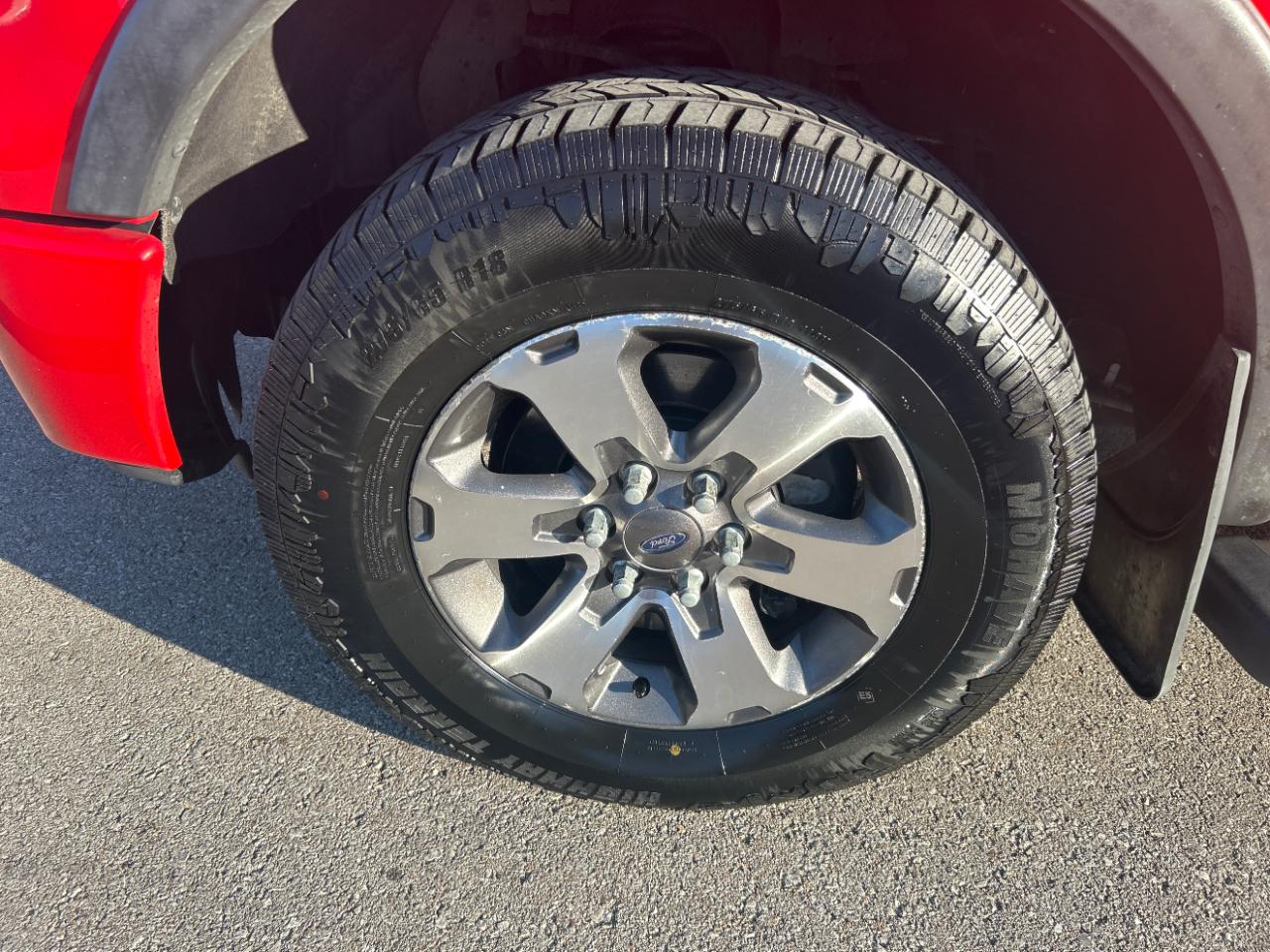 Ford F-150 4WD SuperCrew 145" XLT 2011