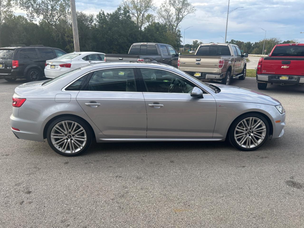 Audi A4 2.0 TFSI Auto Premium Plus quattro AWD 2017
