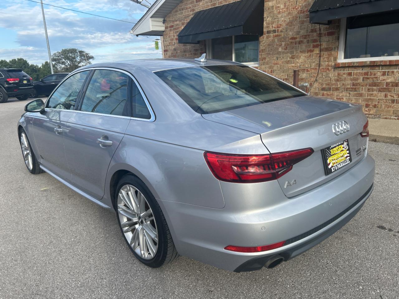 Audi A4 2.0 TFSI Auto Premium Plus quattro AWD 2017