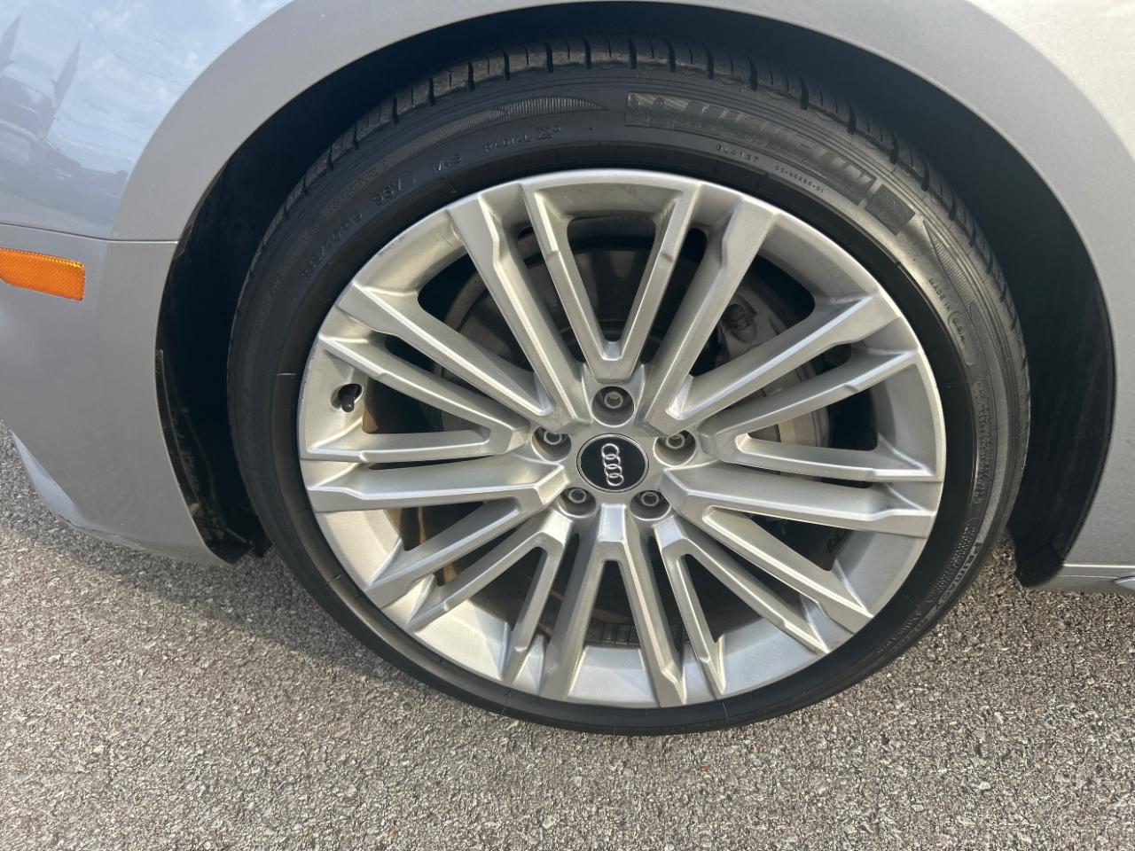 Audi A4 2.0 TFSI Auto Premium Plus quattro AWD 2017