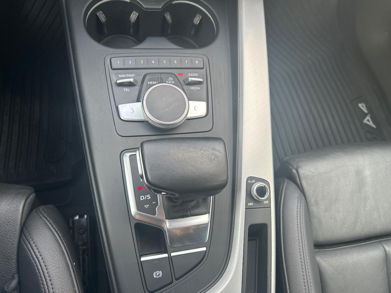 Audi A4 2.0 TFSI Auto Premium Plus quattro AWD 2017