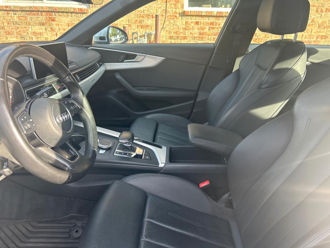 Audi A4 2.0 TFSI Auto Premium Plus quattro AWD 2017