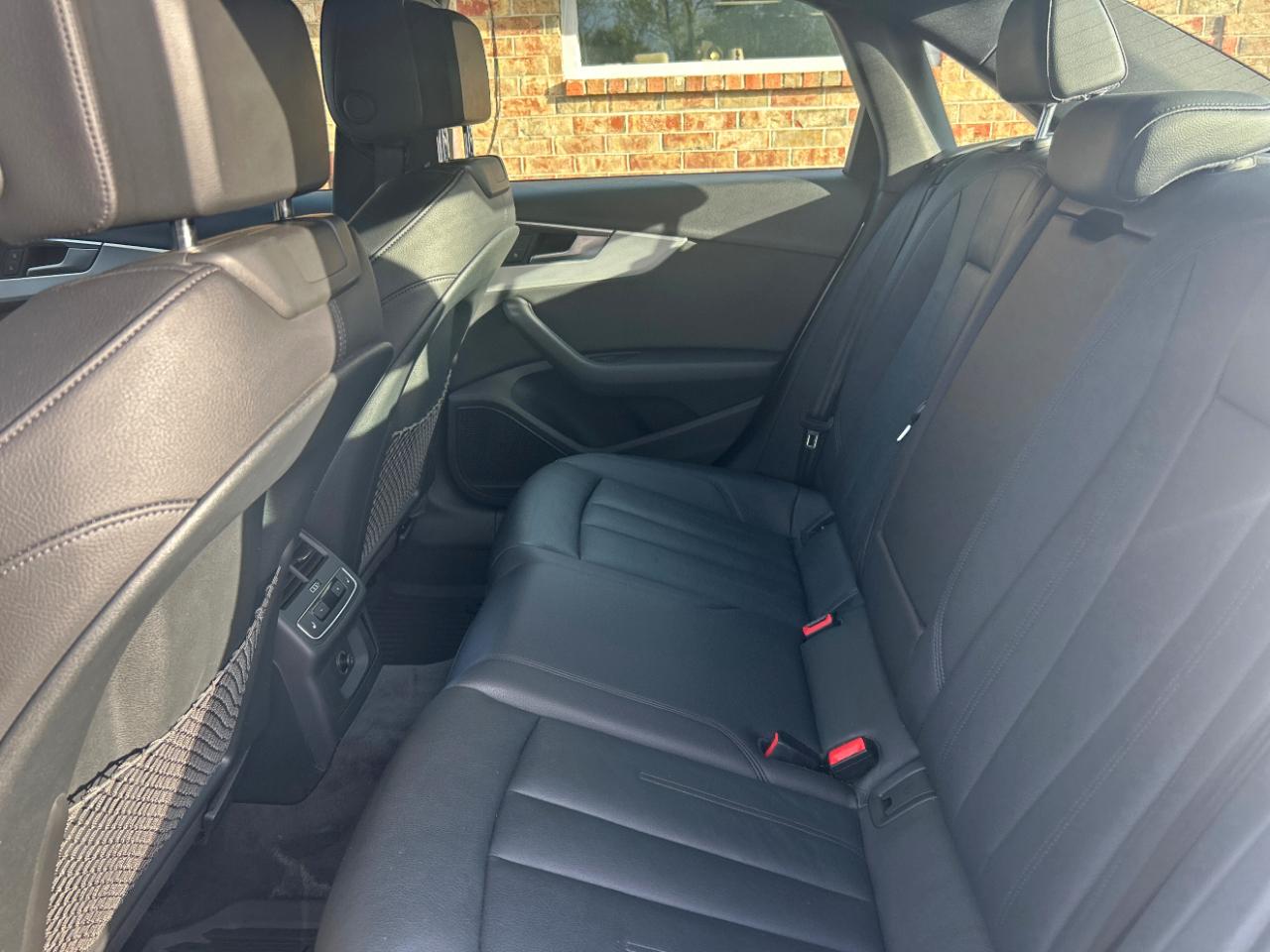 Audi A4 2.0 TFSI Auto Premium Plus quattro AWD 2017