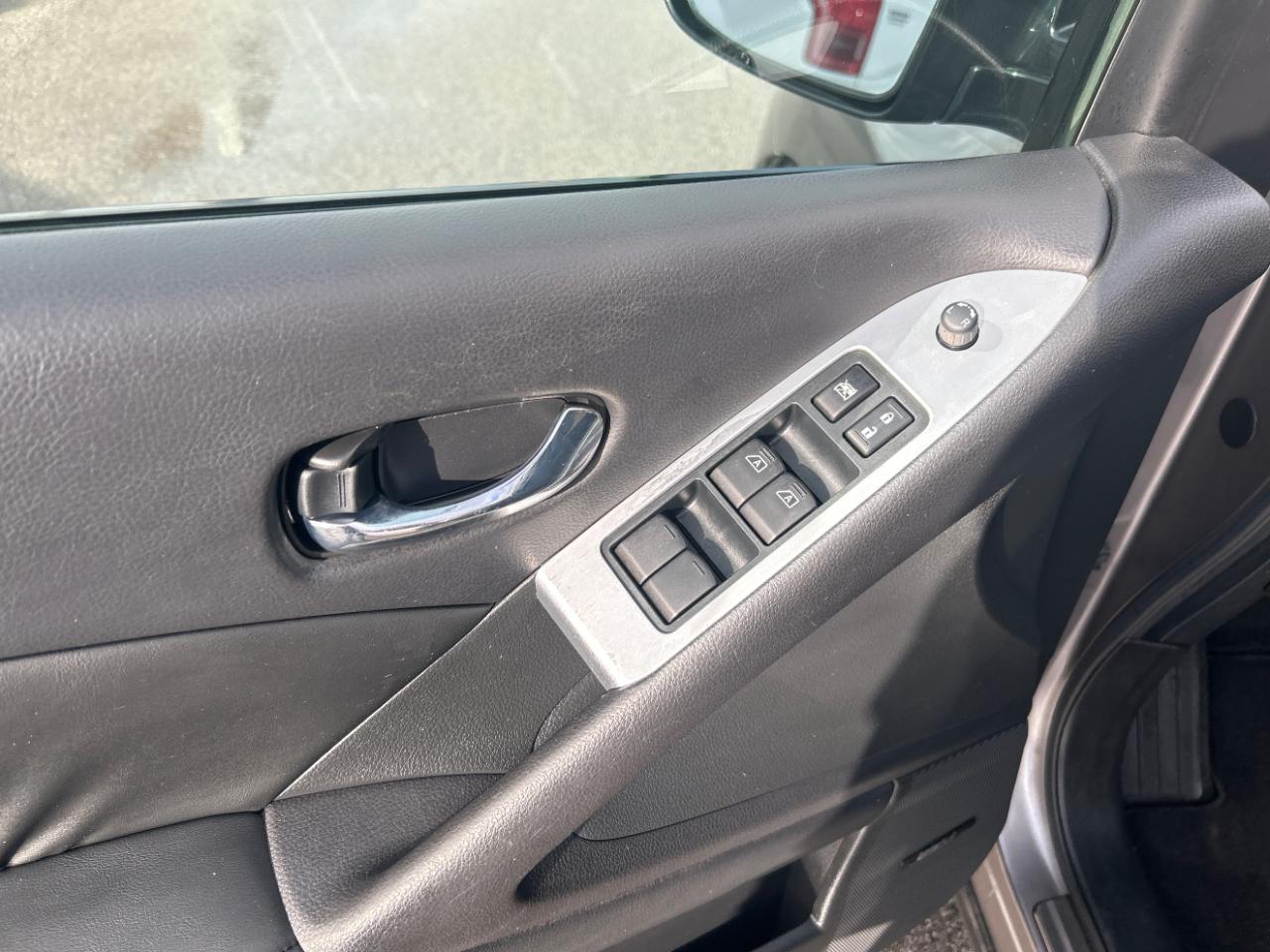 Nissan Murano AWD 4dr SL 2010