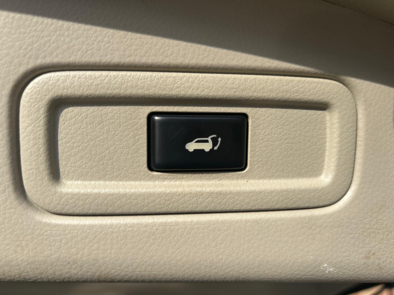 Nissan Murano AWD 4dr SL 2010