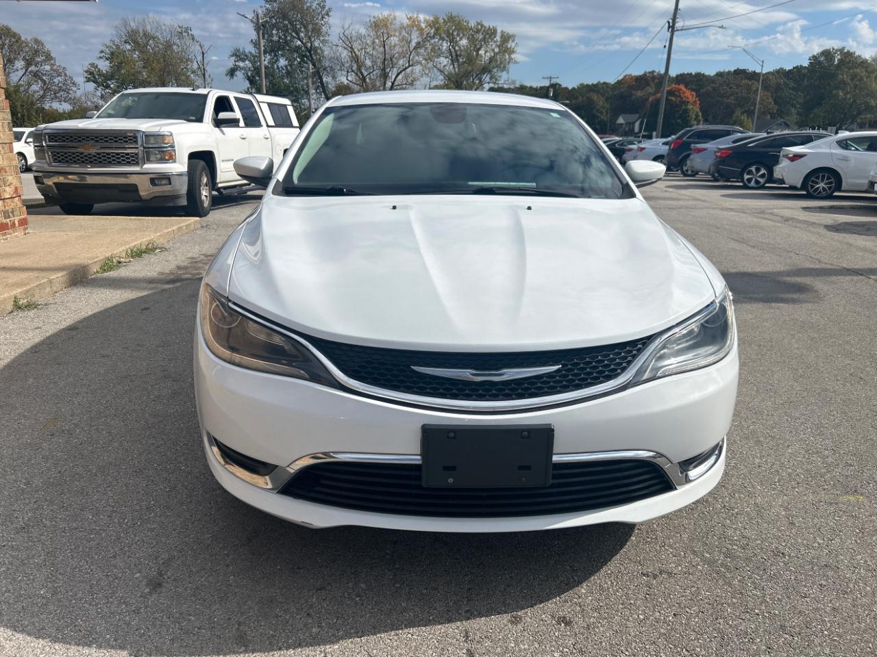 Chrysler 200 4dr Sdn Limited FWD 2016