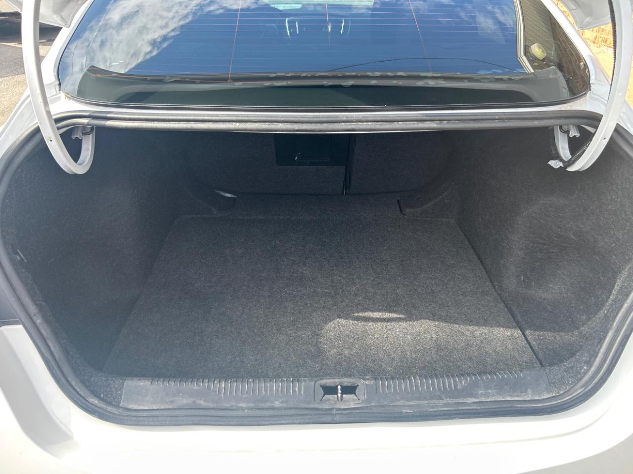 Chrysler 200 4dr Sdn Limited FWD 2016