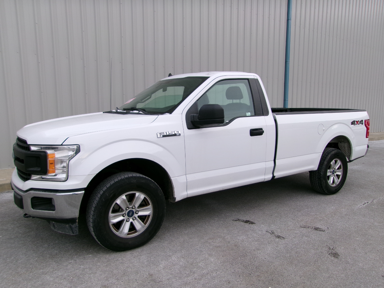 Ford F-150 XL 4WD Reg Cab 8' Box 2020
