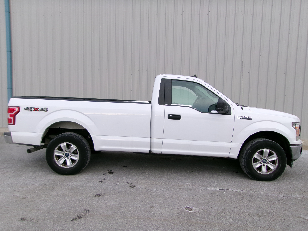 Ford F-150 XL 4WD Reg Cab 8' Box 2020