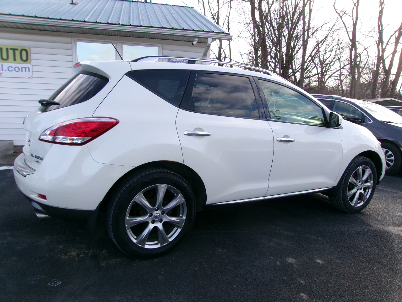 Nissan Murano Platinum 4D SUV AWD 2012