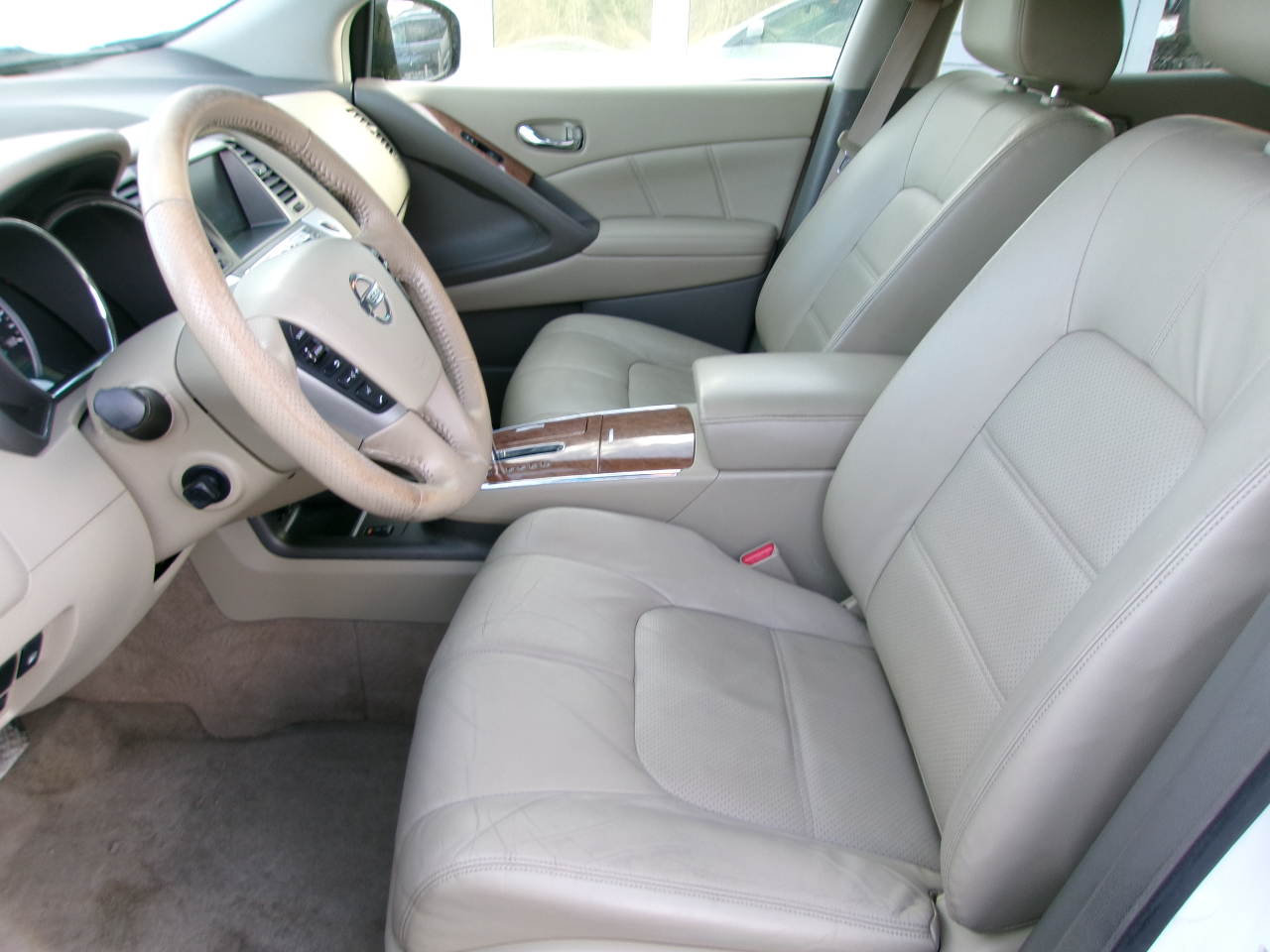 Nissan Murano Platinum 4D SUV AWD 2012