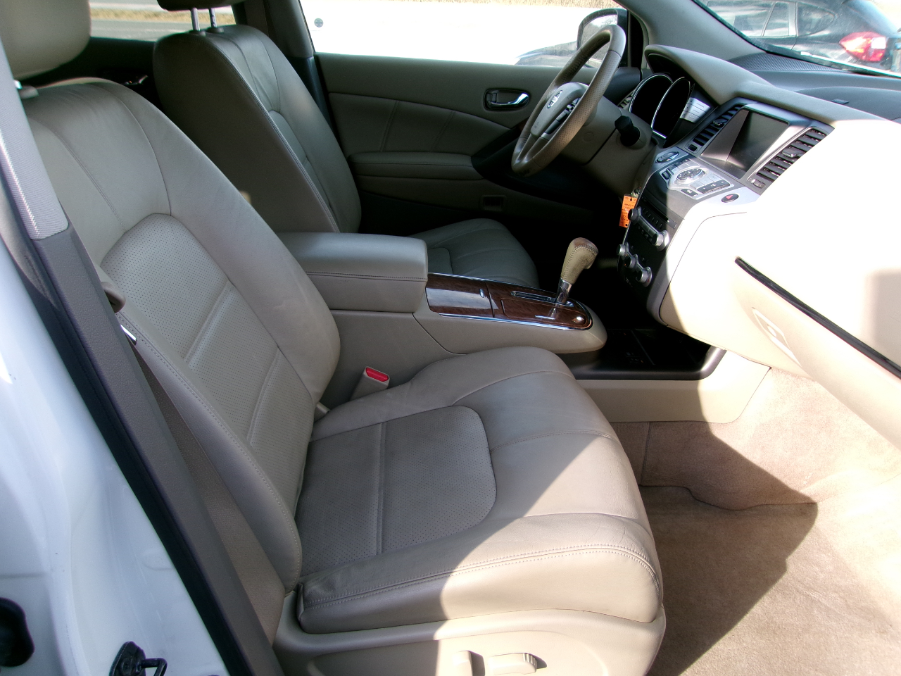 Nissan Murano Platinum 4D SUV AWD 2012