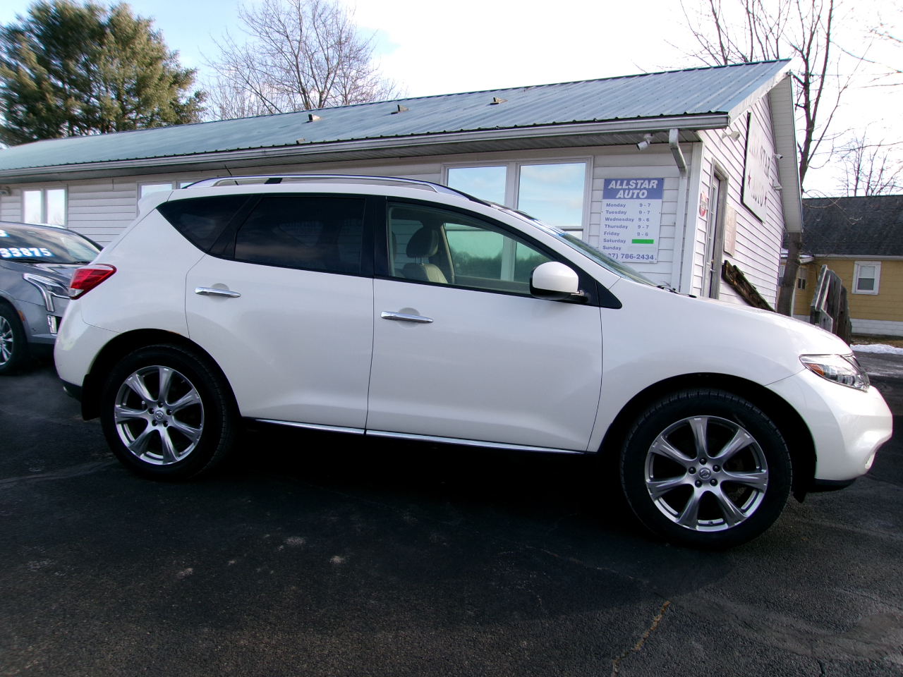 Nissan Murano Platinum 4D SUV AWD 2012