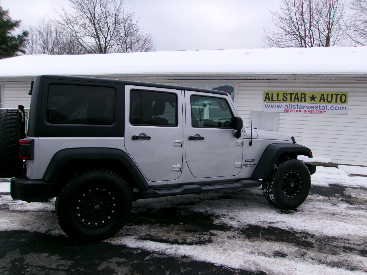 Jeep Wrangler Unlimited 4WD 4dr Sport 2011