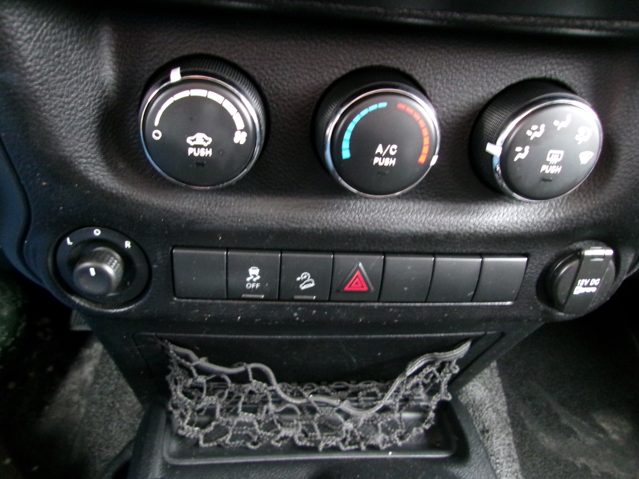 Jeep Wrangler Unlimited 4WD 4dr Sport 2011