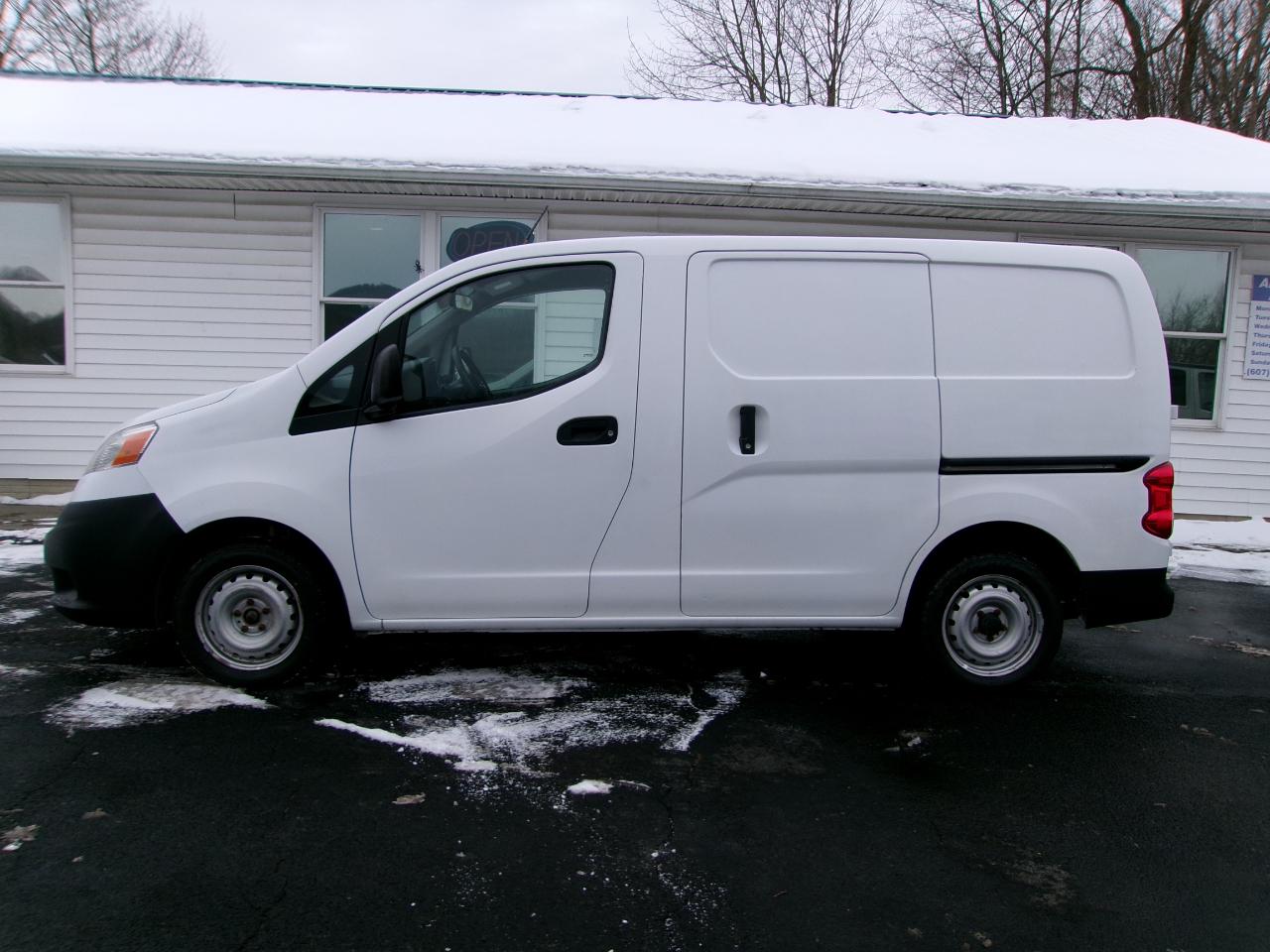 Nissan NV200 I4 SV 2015