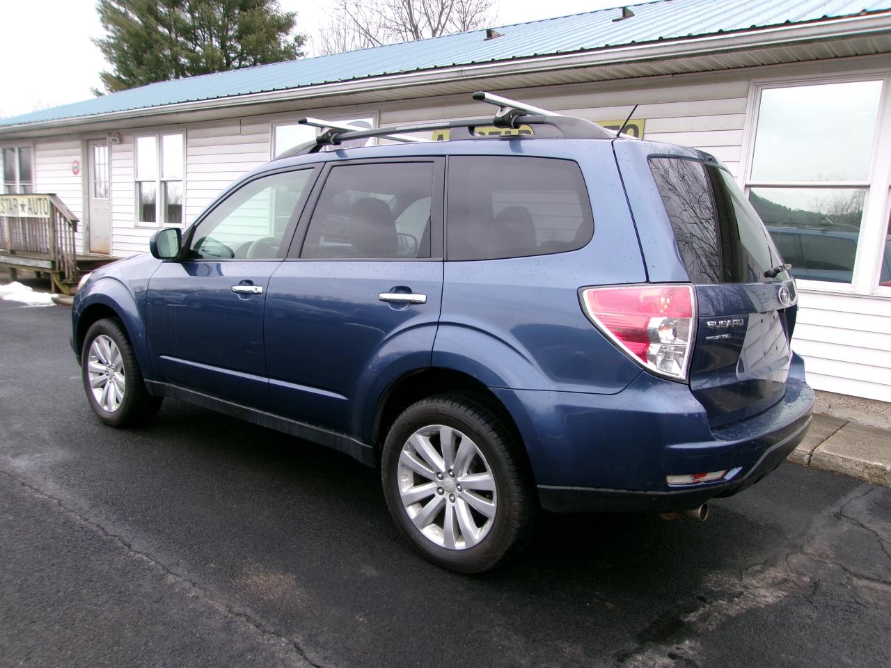 Subaru Forester 4dr Auto 2.5X Premium 2013