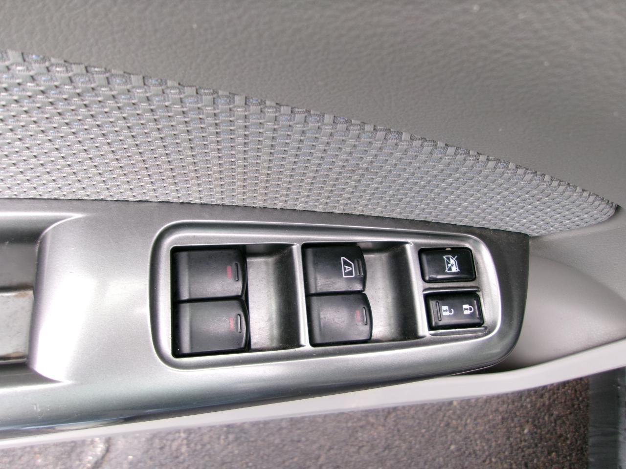 Subaru Forester 4dr Auto 2.5X Premium 2013