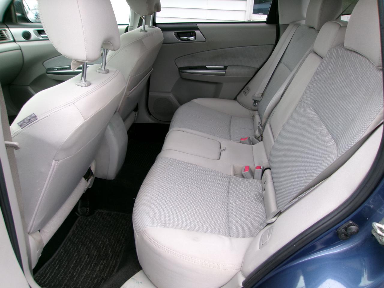 Subaru Forester 4dr Auto 2.5X Premium 2013