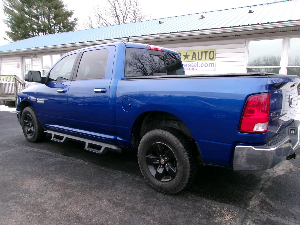 RAM 1500 Big Horn 4x4 Crew Cab 6'4" Box 2018