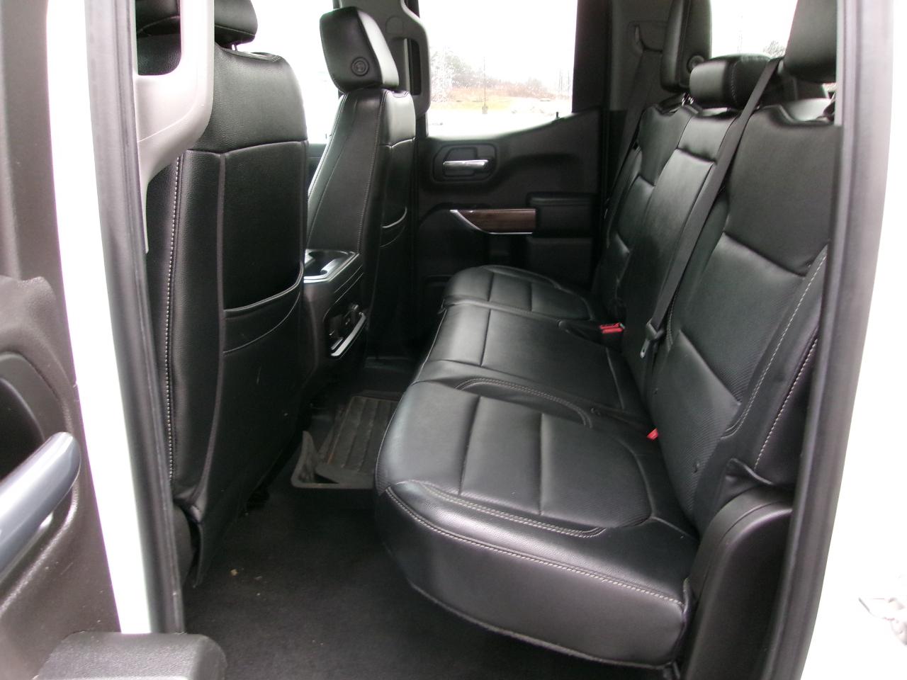 Chevrolet Silverado 1500 4WD Double Cab 147" RST 2019