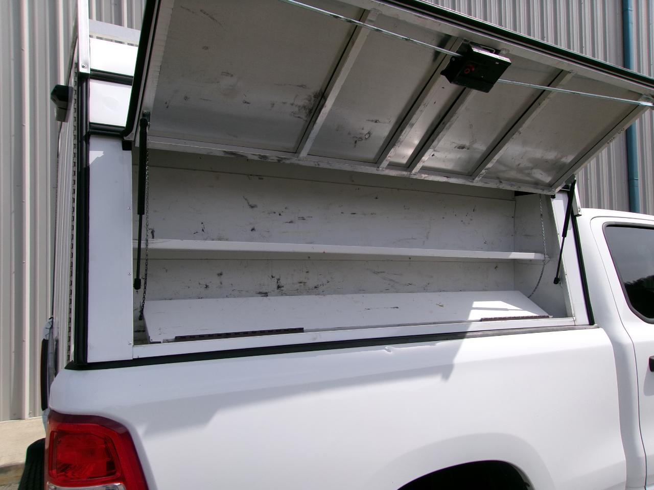 RAM 1500 Tradesman 4x4 Quad Cab 6'4" Box 2022