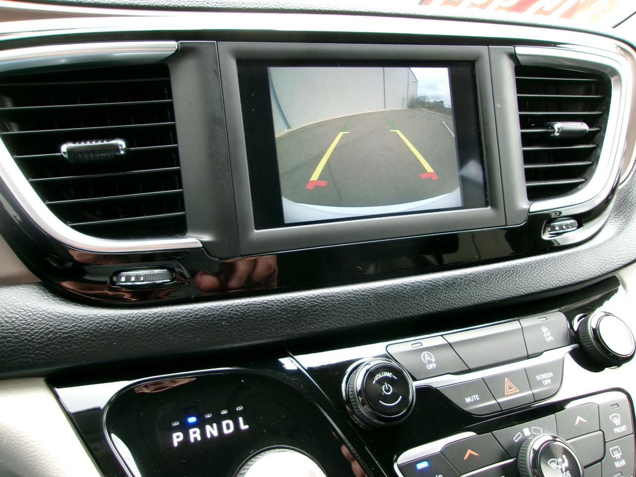 Chrysler Voyager LXI FWD 2020