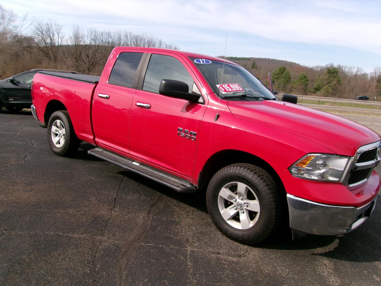 RAM 1500 SLT 4x4 Quad Cab 6'4" Box 2017