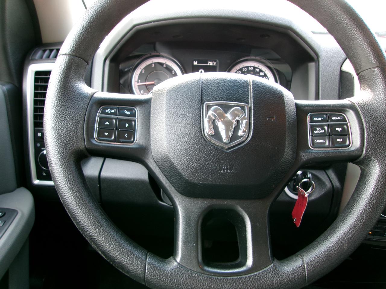 RAM 1500 SLT 4x4 Quad Cab 6'4" Box 2017