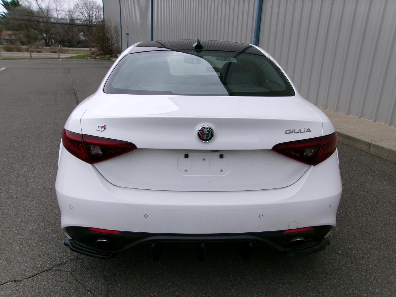 Alfa Romeo Giulia Ti Sport AWD 2018