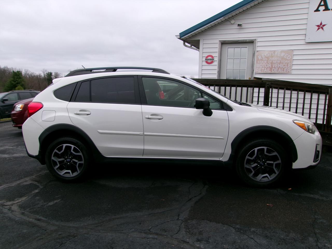 Subaru Crosstrek 2.0i Manual 2017