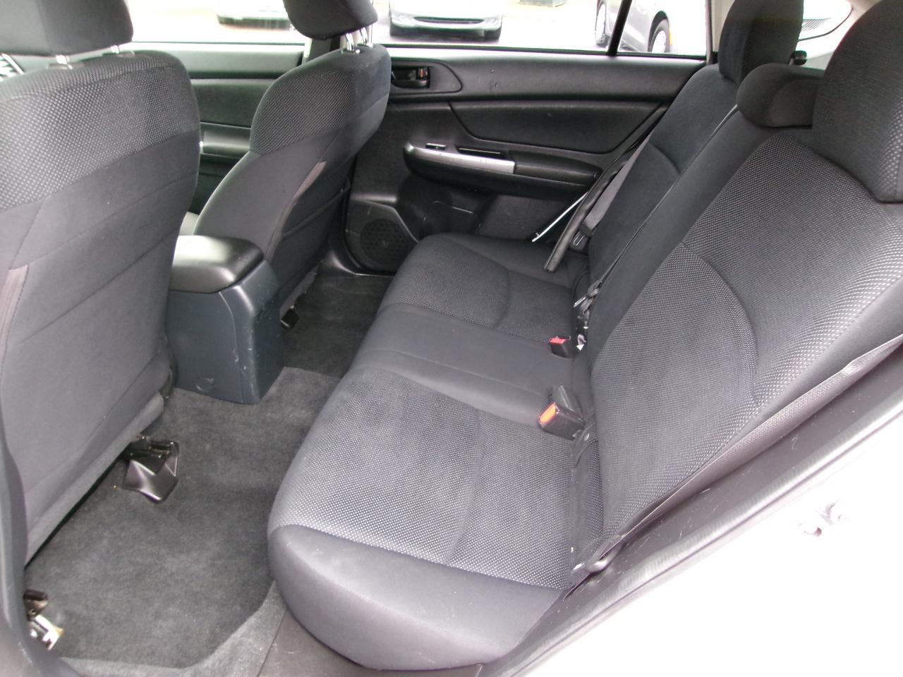 Subaru Crosstrek 2.0i Manual 2017