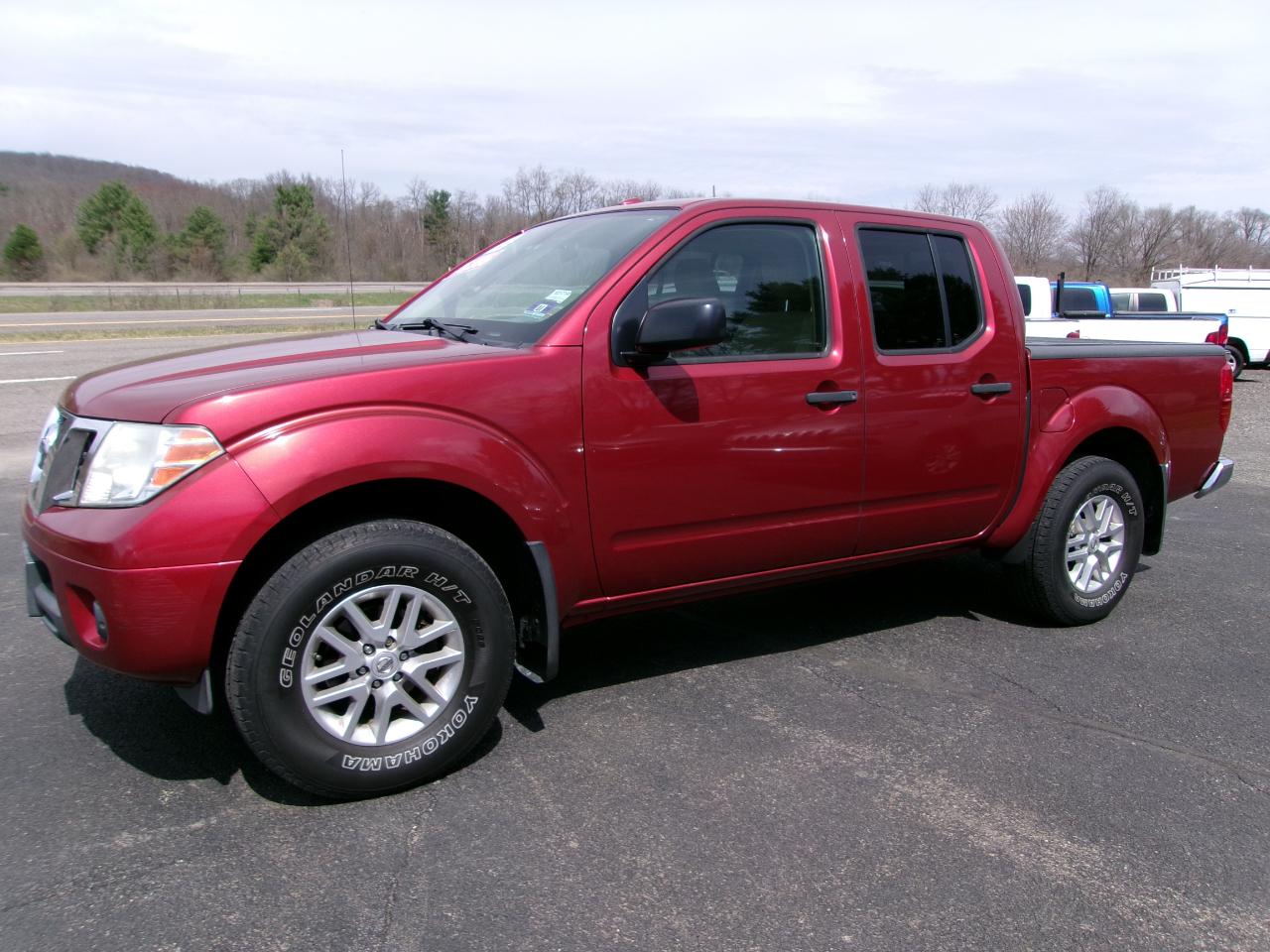 Nissan Frontier 4WD Crew Cab SWB Auto SV 2015