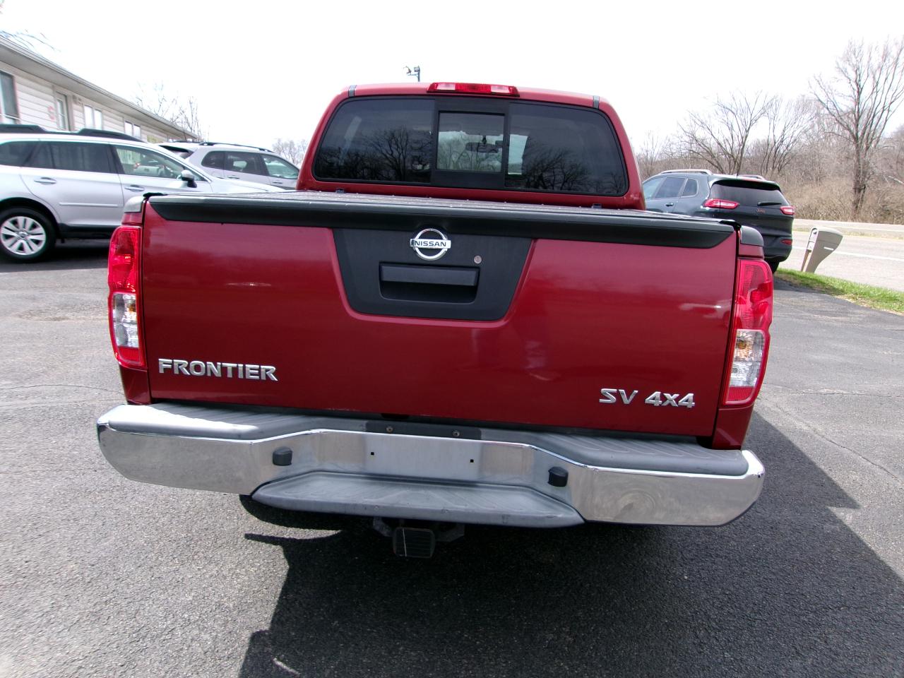 Nissan Frontier 4WD Crew Cab SWB Auto SV 2015