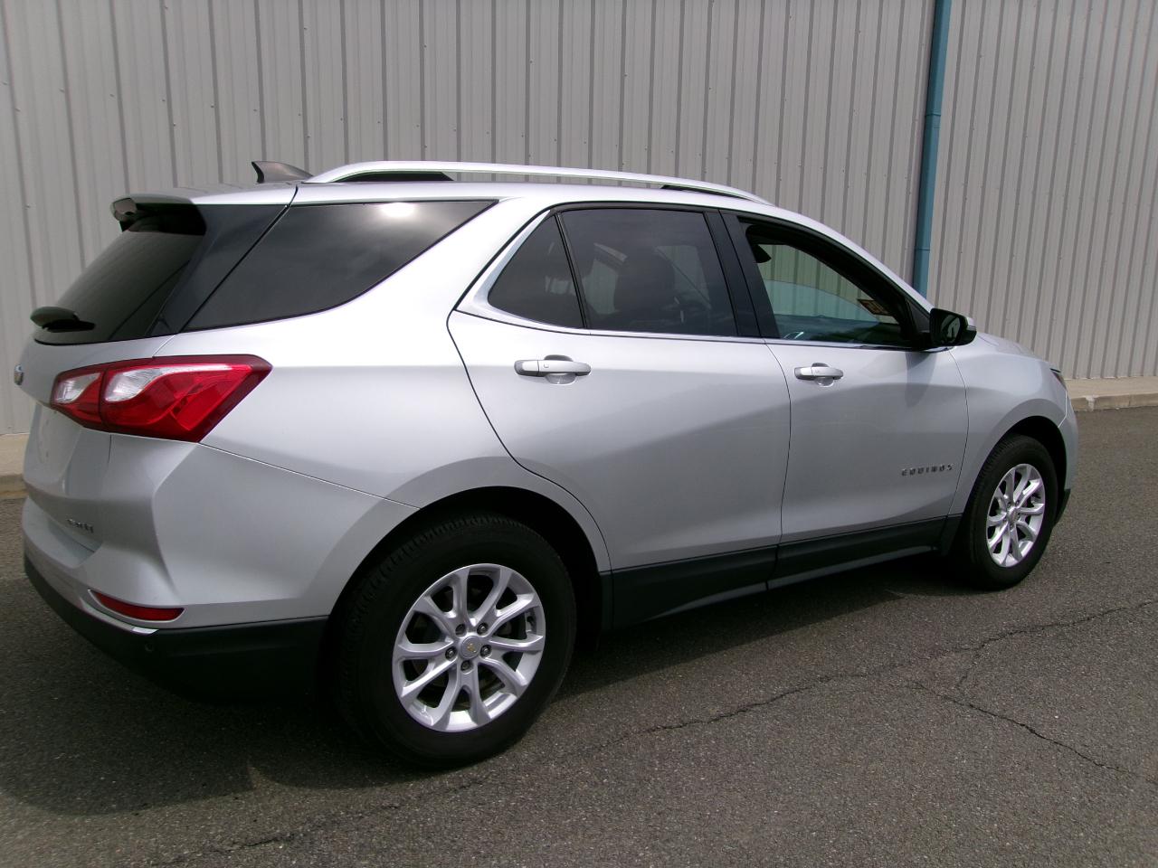 Chevrolet Equinox AWD 4dr LT w/1LT 2018