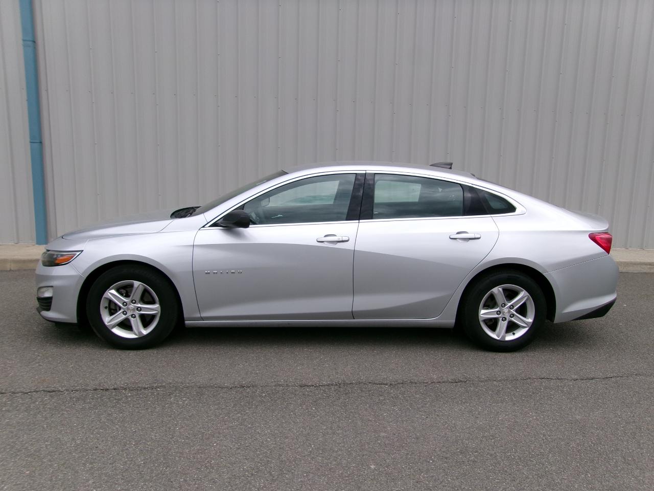 Chevrolet Malibu 4dr Sdn LS w/1LS 2020