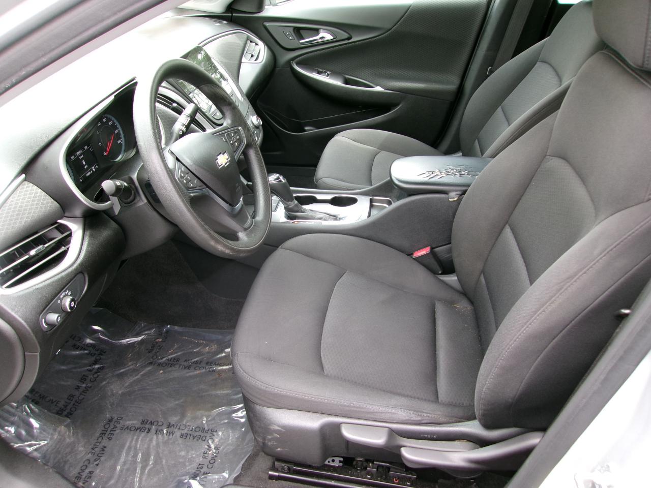 Chevrolet Malibu 4dr Sdn LS w/1LS 2020