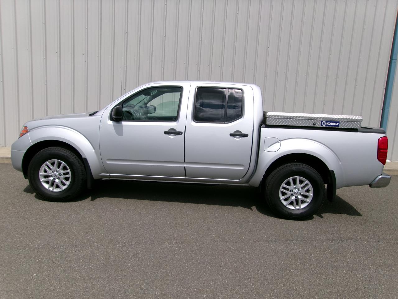 Nissan Frontier Crew Cab 4x4 SV V6 Auto 2018