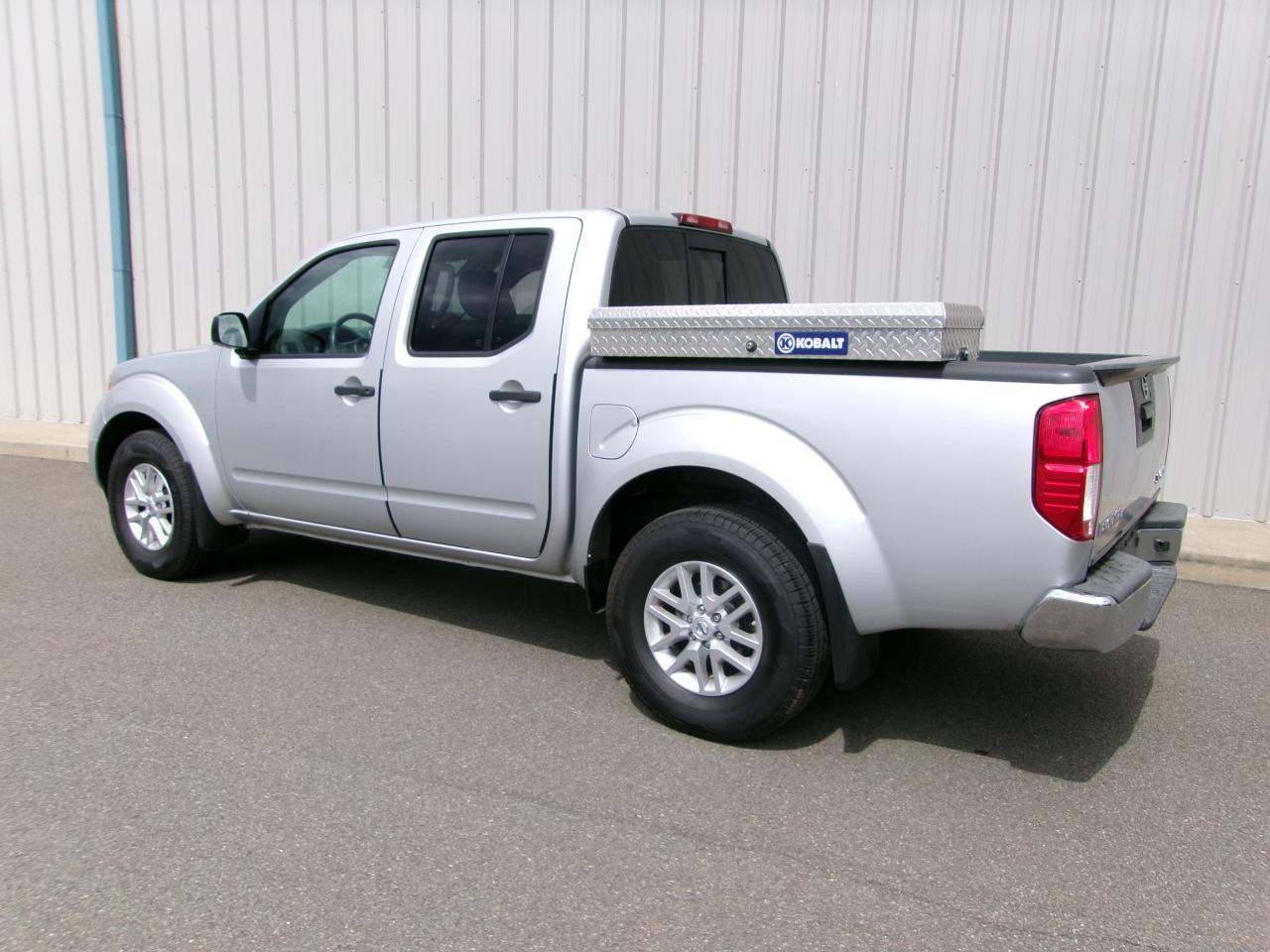 Nissan Frontier Crew Cab 4x4 SV V6 Auto 2018