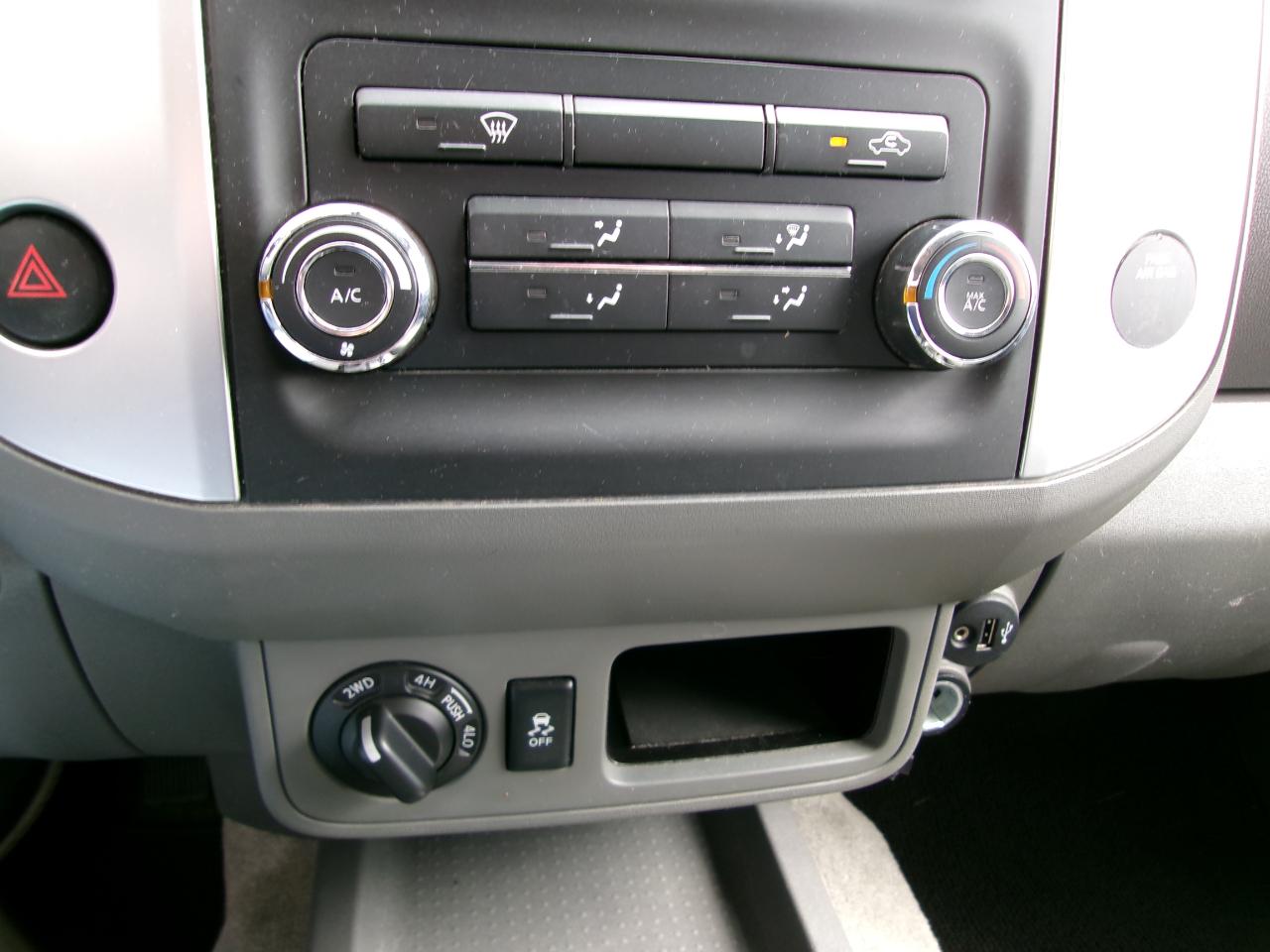 Nissan Frontier Crew Cab 4x4 SV V6 Auto 2018