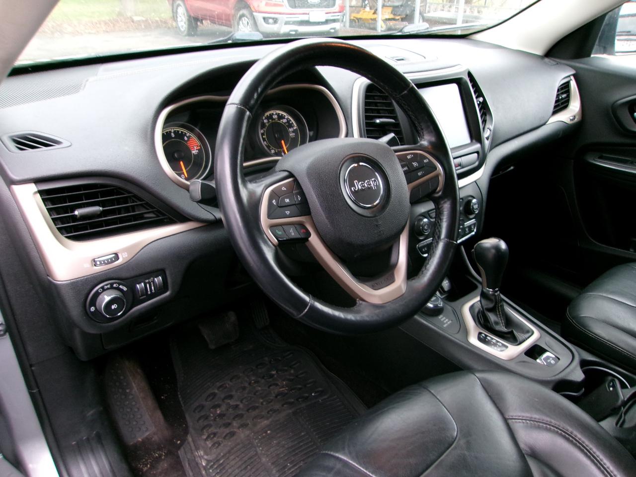 Jeep Cherokee 4WD 4dr Limited 2016