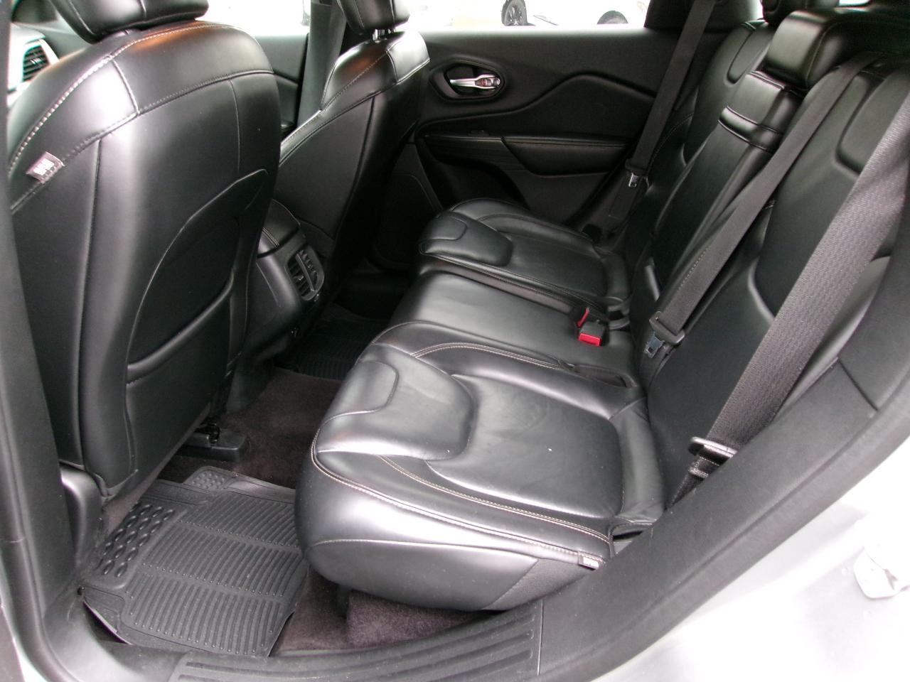 Jeep Cherokee 4WD 4dr Limited 2016