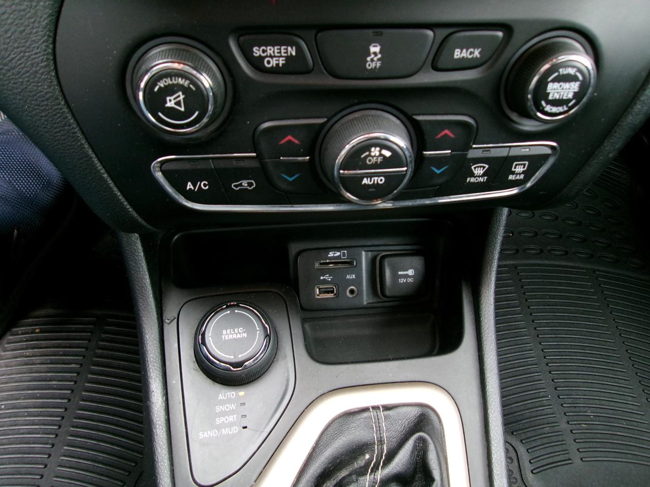 Jeep Cherokee 4WD 4dr Limited 2016
